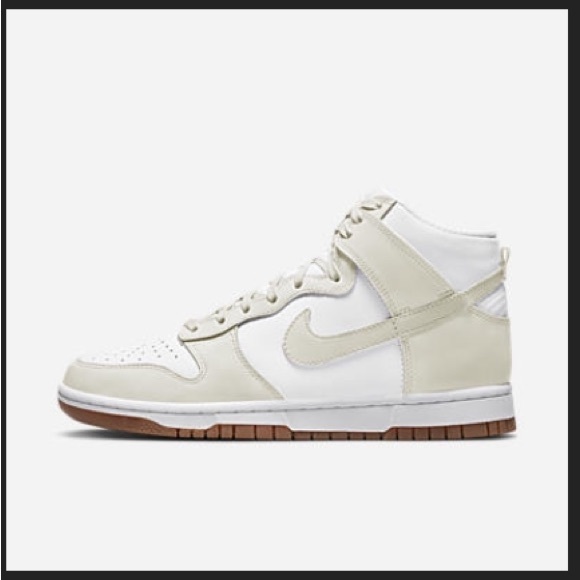 Nike High top dunks gum bottom - Picture 9 of 9